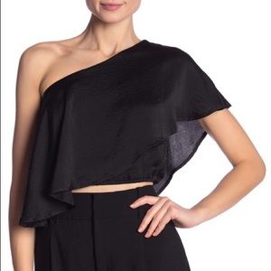 #HP 🥳💥 Dee elly - One-Shoulder Satin Crop Top 🖤